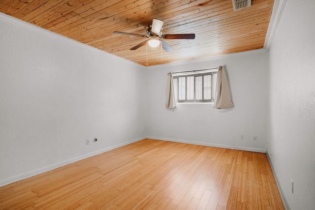 4525 Hogan St, Corpus Christi, TX 78413