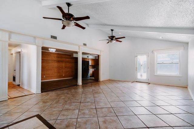 4525 Hogan St, Corpus Christi, TX 78413
