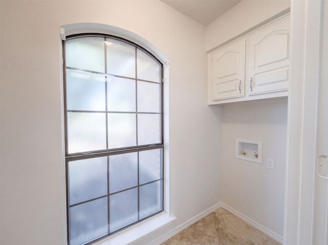 133 Jason Drive, Red Oak, TX 75154