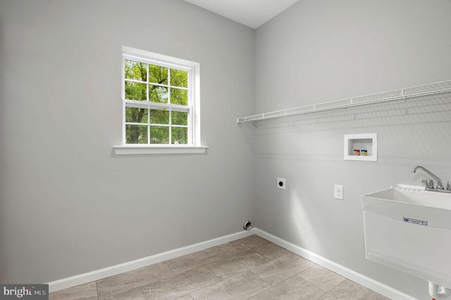 2264 BOWMAN AVE, Bensalem, PA 19020
