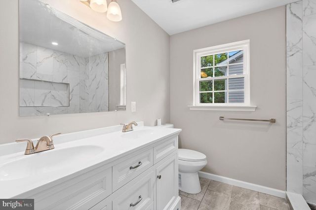 2264 BOWMAN AVE, Bensalem, PA 19020