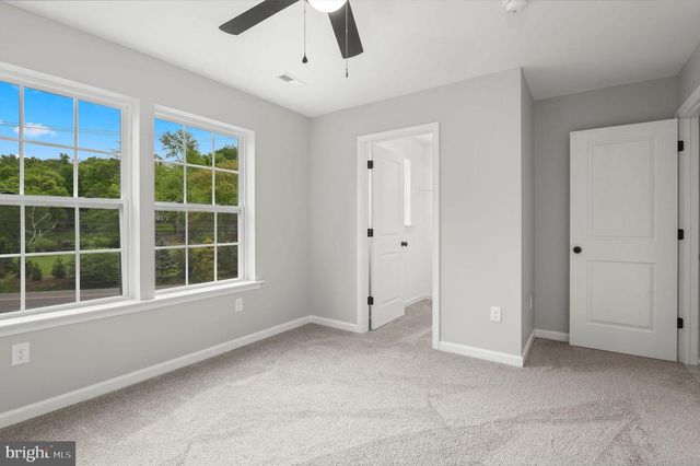 2264 BOWMAN AVE, Bensalem, PA 19020