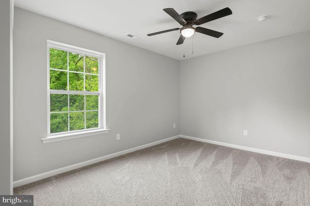 2264 BOWMAN AVE, Bensalem, PA 19020