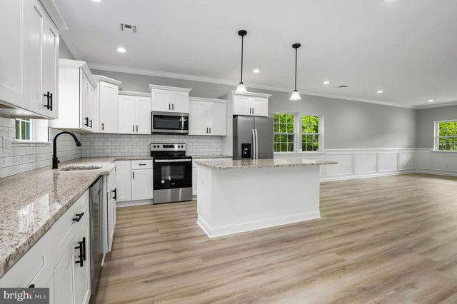 2264 BOWMAN AVE, Bensalem, PA 19020