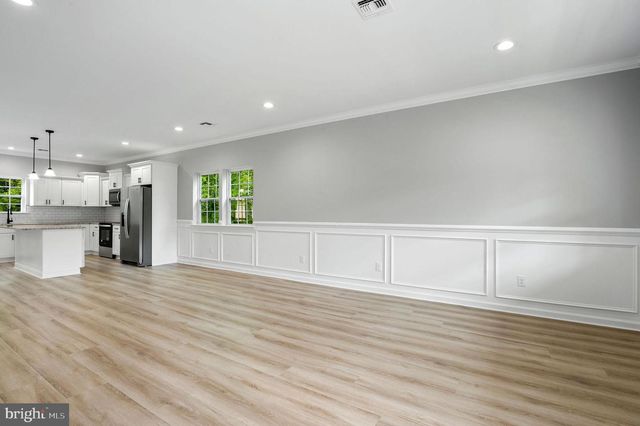 2264 BOWMAN AVE, Bensalem, PA 19020