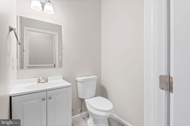 2264 BOWMAN AVE, Bensalem, PA 19020