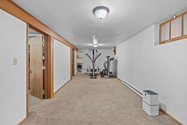 102 S Lake St, Tekoa, WA 99033