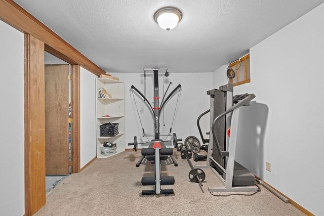 102 S Lake St, Tekoa, WA 99033