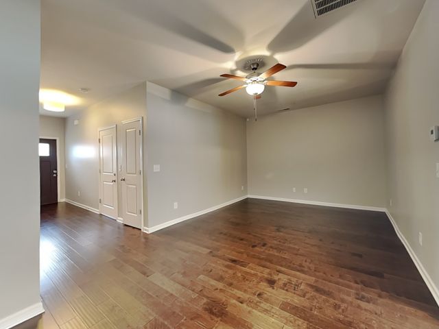 406 Riverwood Ct, Mount Juliet, TN 37122