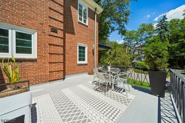 116 Wyoming Ave, Maplewood Twp., NJ 07040