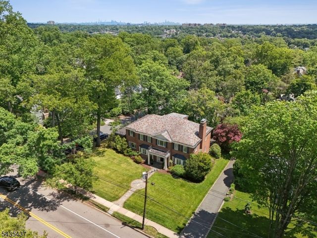 116 Wyoming Ave, Maplewood Twp., NJ 07040
