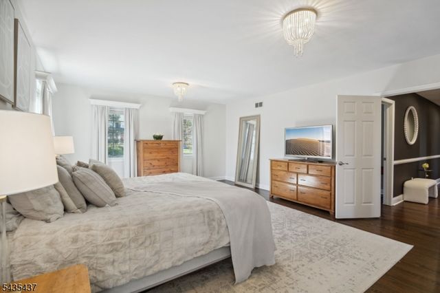 116 Wyoming Ave, Maplewood Twp., NJ 07040