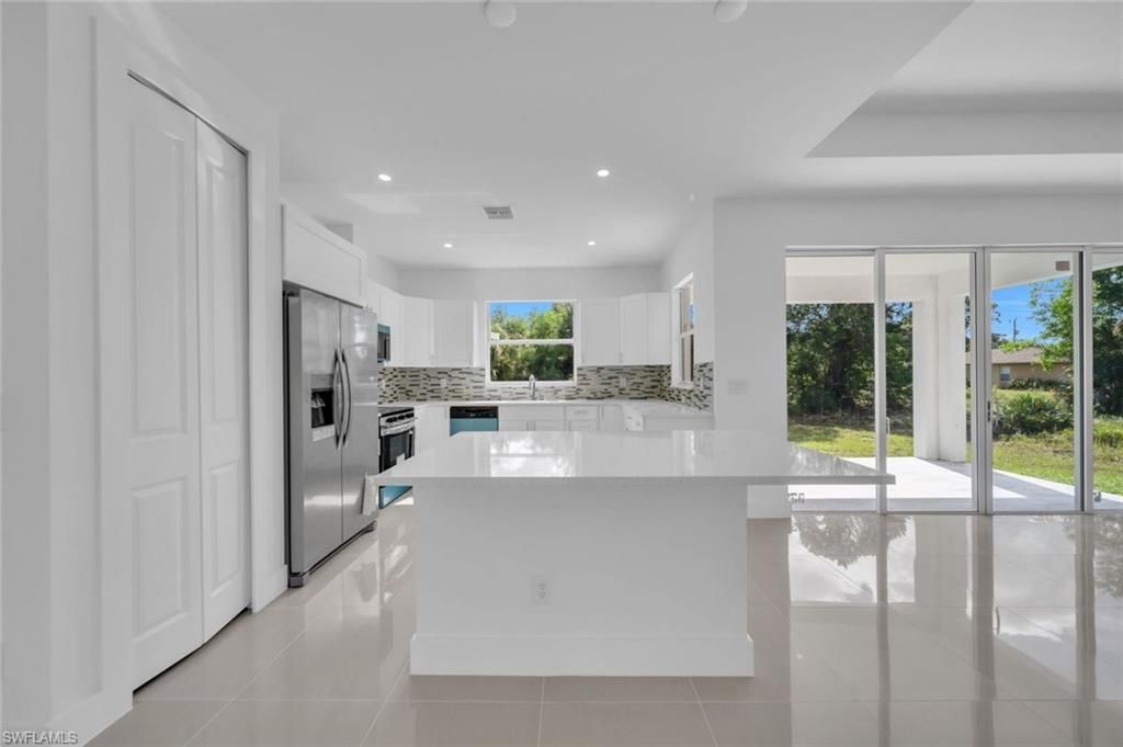523 Harry Thayer AVE S, LEHIGH ACRES, FL 33974 — photo 5