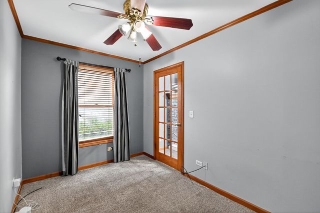 1163 Shoreline Drive, Aurora, IL 60504