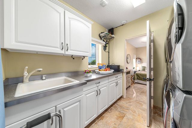 1981 NE Ocean Boulevard, Stuart, FL 34996