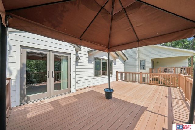 6941 Forest Lake Boulevard, Lincoln, NE 68516