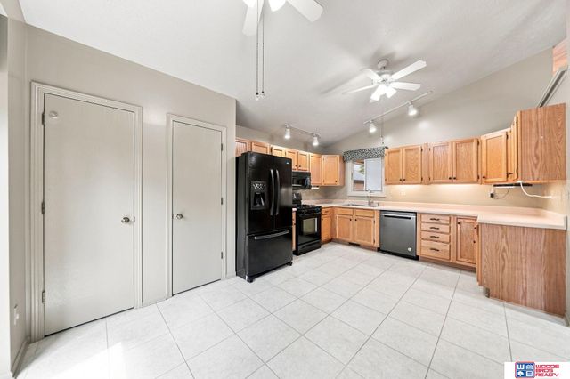 6941 Forest Lake Boulevard, Lincoln, NE 68516