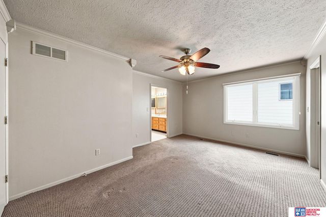 6941 Forest Lake Boulevard, Lincoln, NE 68516