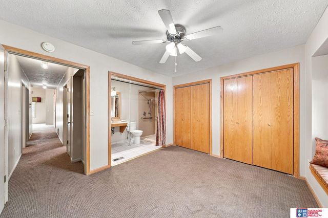 6941 Forest Lake Boulevard, Lincoln, NE 68516