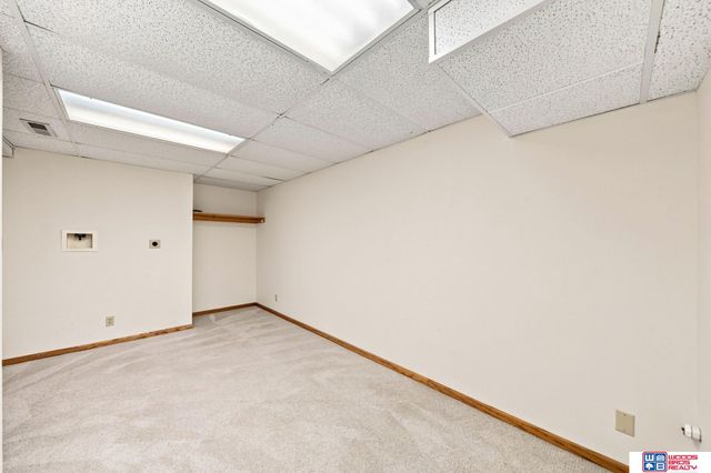 6941 Forest Lake Boulevard, Lincoln, NE 68516