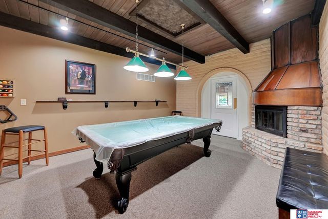 6941 Forest Lake Boulevard, Lincoln, NE 68516