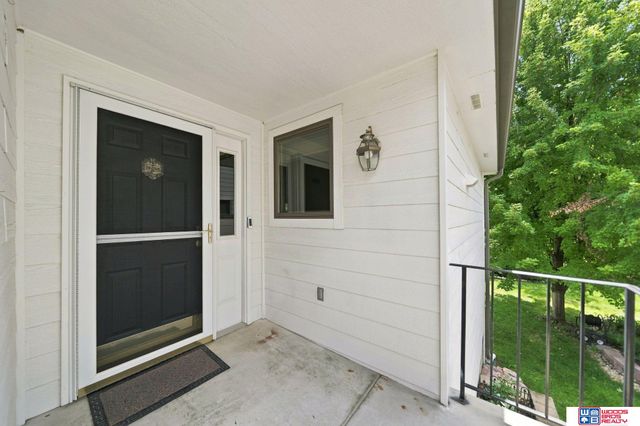 6941 Forest Lake Boulevard, Lincoln, NE 68516
