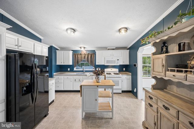 61 GLEN ROY RD, Nottingham, PA 19362