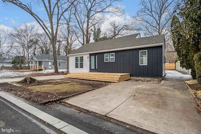 207 ASHLAND, Egg Harbor Township, NJ 08234