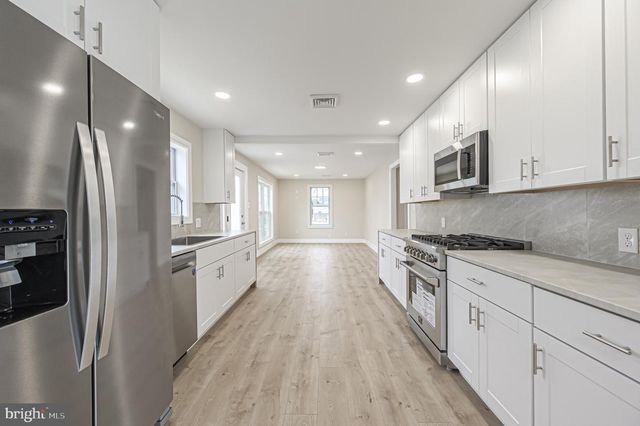 207 ASHLAND, Egg Harbor Township, NJ 08234