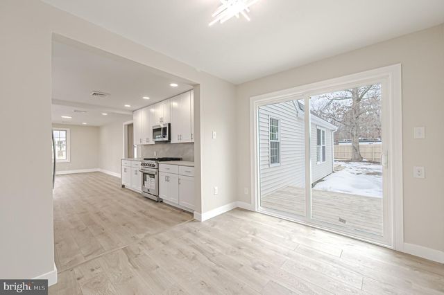 207 ASHLAND, Egg Harbor Township, NJ 08234