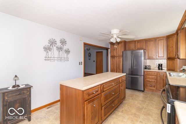 3198 N County Road 300 W, New Castle, IN 47362