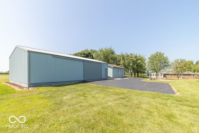 3198 N County Road 300 W, New Castle, IN 47362