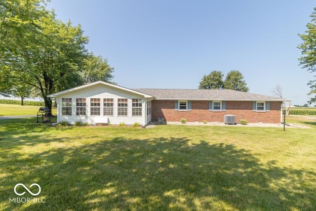 3198 N County Road 300 W, New Castle, IN 47362