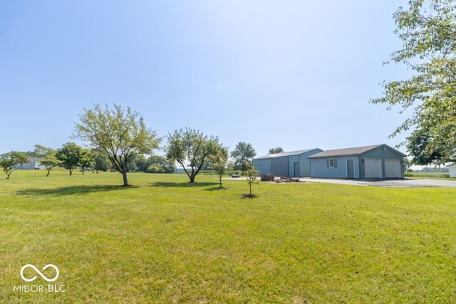 3198 N County Road 300 W, New Castle, IN 47362