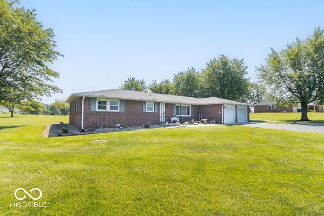 3198 N County Road 300 W, New Castle, IN 47362