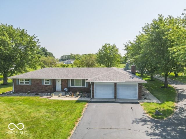 3198 N County Road 300 W, New Castle, IN 47362