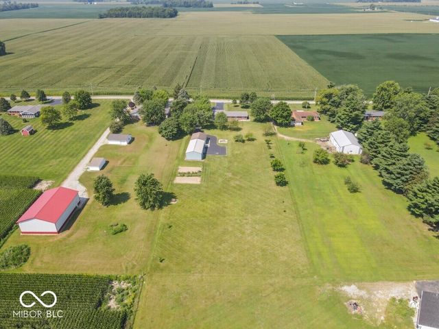 3198 N County Road 300 W, New Castle, IN 47362