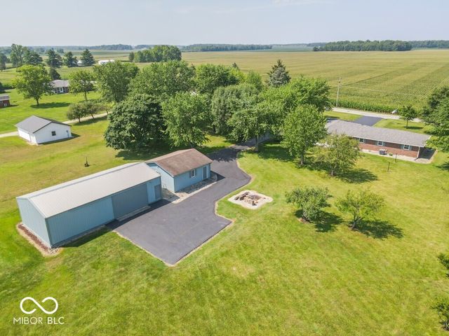 3198 N County Road 300 W, New Castle, IN 47362