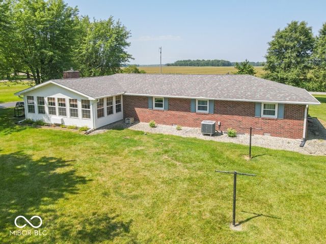 3198 N County Road 300 W, New Castle, IN 47362