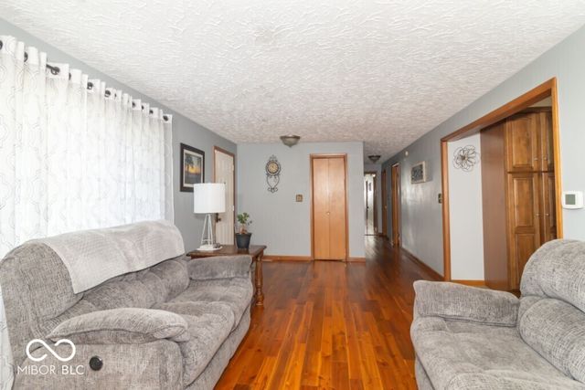 3198 N County Road 300 W, New Castle, IN 47362