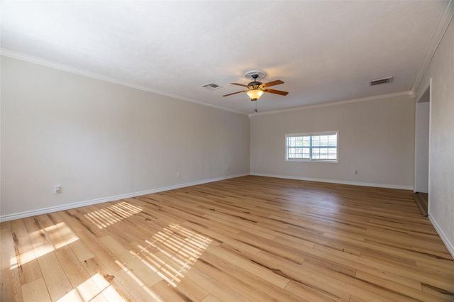 384 County Road 2046, Hull, TX 77564