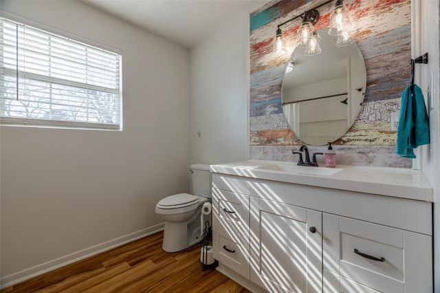 384 County Road 2046, Hull, TX 77564