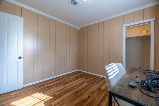 384 County Road 2046, Hull, TX 77564