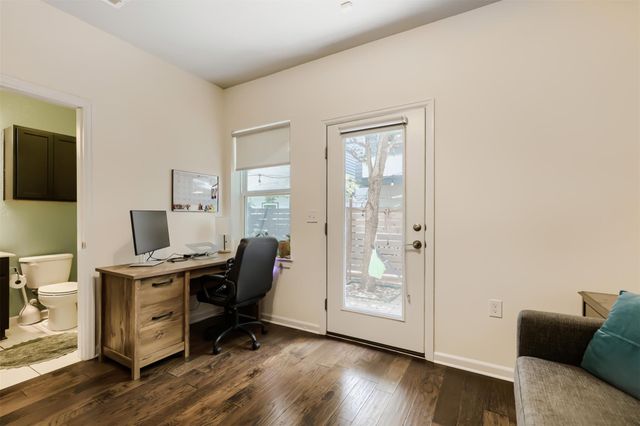 1411 Waterloo Shore LN 13, Austin, TX 78741