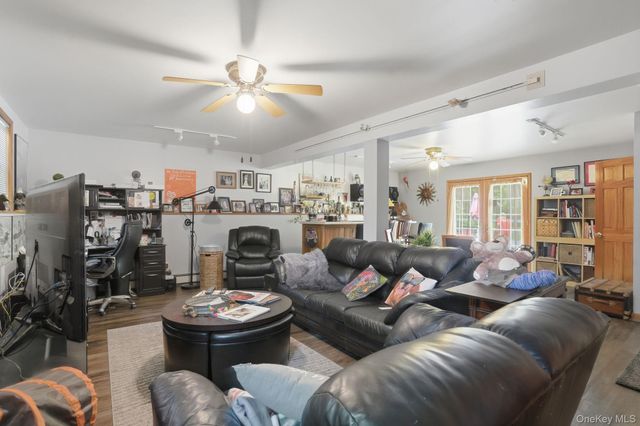163 Van Keuren Avenue, Pine Bush, NY 12566