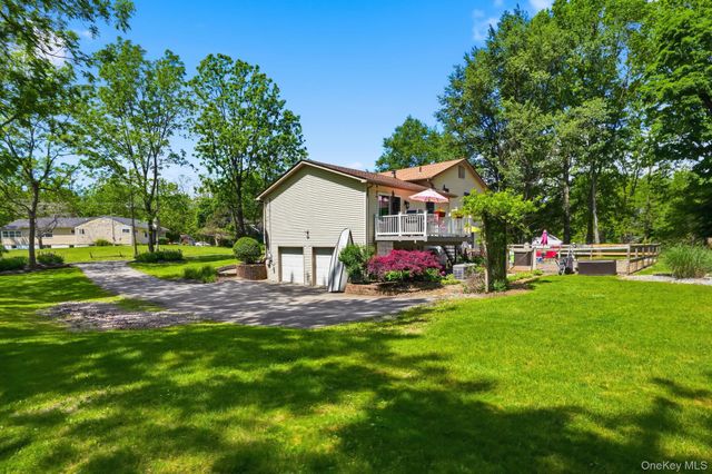 163 Van Keuren Avenue, Pine Bush, NY 12566