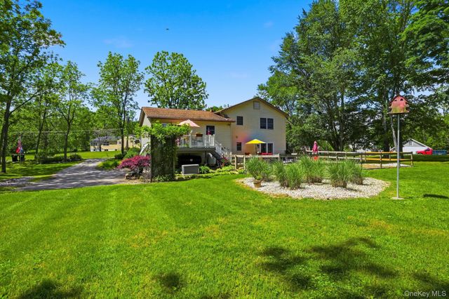 163 Van Keuren Avenue, Pine Bush, NY 12566
