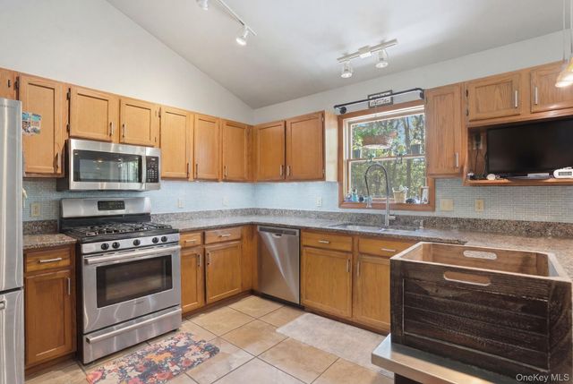 163 Van Keuren Avenue, Pine Bush, NY 12566