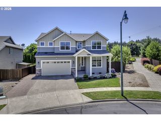 842 36TH Ave, Forest Grove, OR 97116