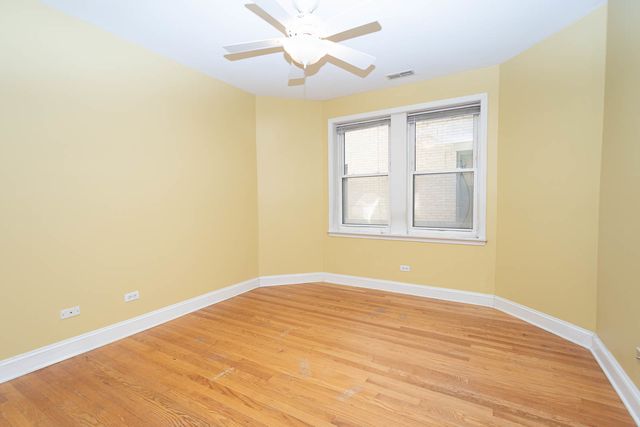 7074 N Wolcott Avenue 1, Chicago, IL 60626